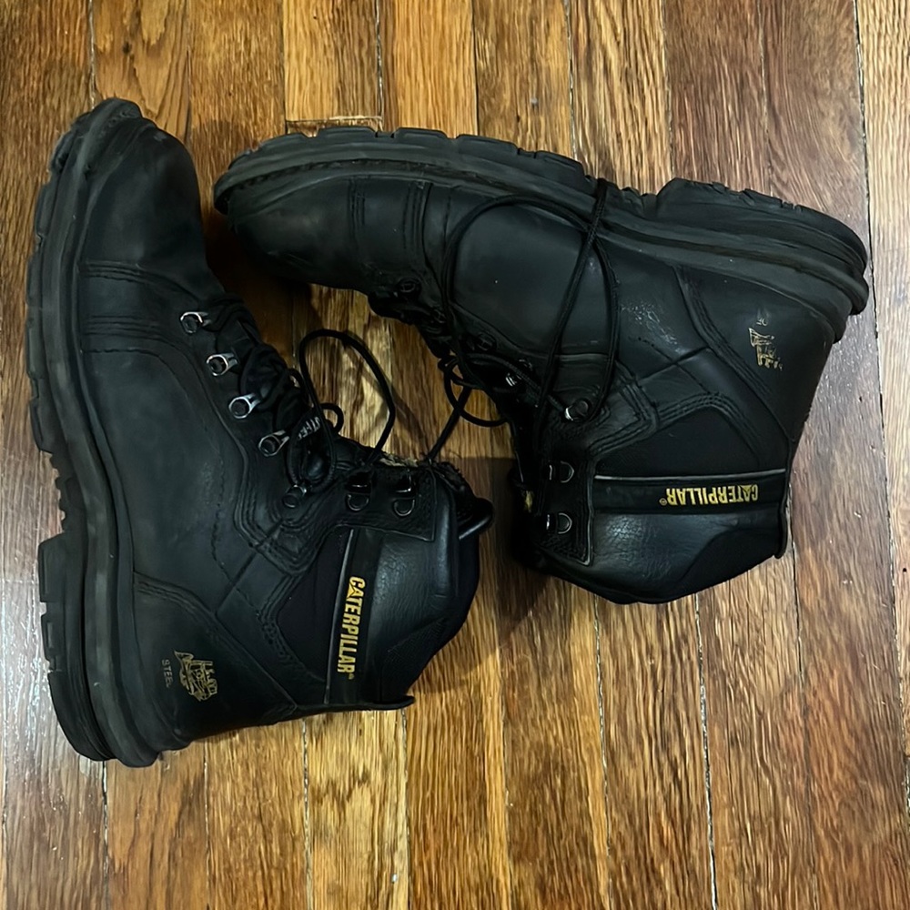 Caterpillar black leather work boots